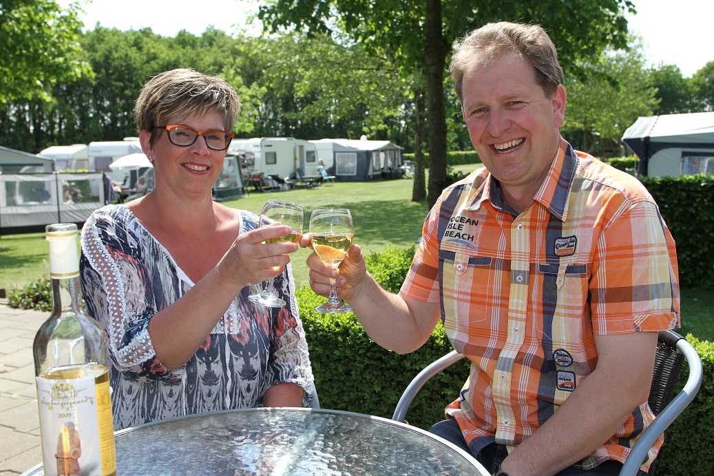 Eigenaren de Linde recreatie Martien en Anja